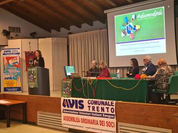 Assemblea dell'AVIS Trento: il grazie dell'assessore Segnana ai donatori di sangue