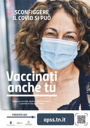Vaccino Covid-19: scattano le prenotazioni per gli over 50