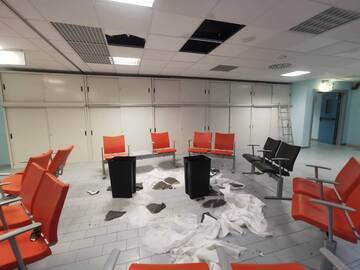 Oncologia Trento: caduti alcuni pannelli del controsoffitto 