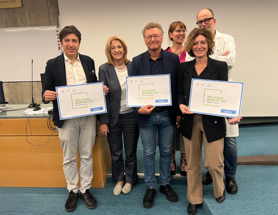 Immagine: Dir. gen. Ferro, dir. san. Denise Signorelli, dir. amm. Rosa Magnoni, dott. Sommavilla, dott