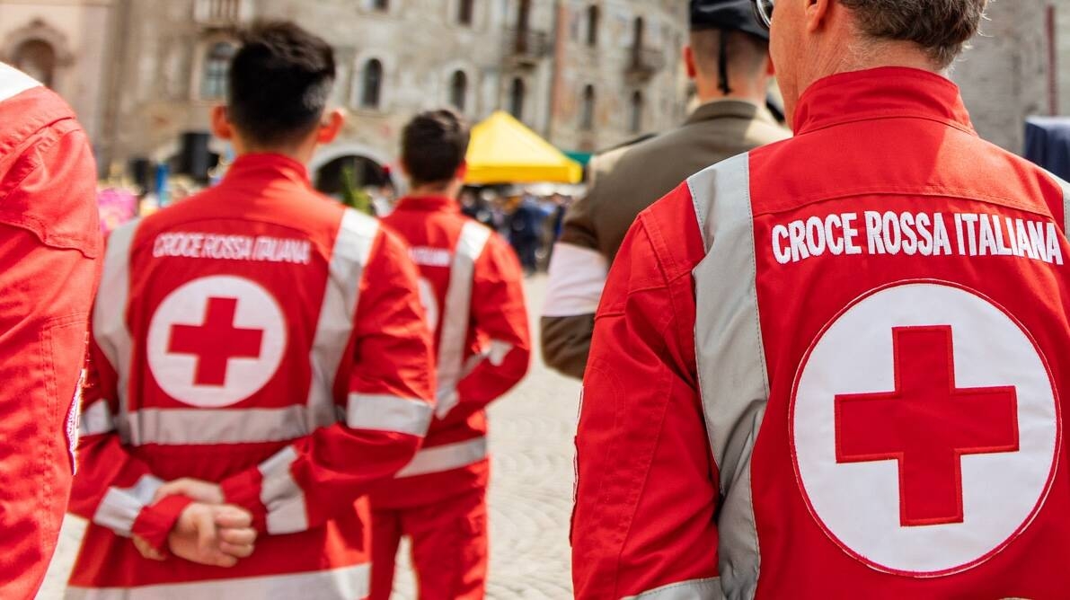 Immagine: Festa della Repubblica Nella foto: Croce rossa Italiana Data 2 giugno 2022 Luogo: Piazza Duomo Foto: LOTTI Michele - Archivio Ufficio Stampa PAT
