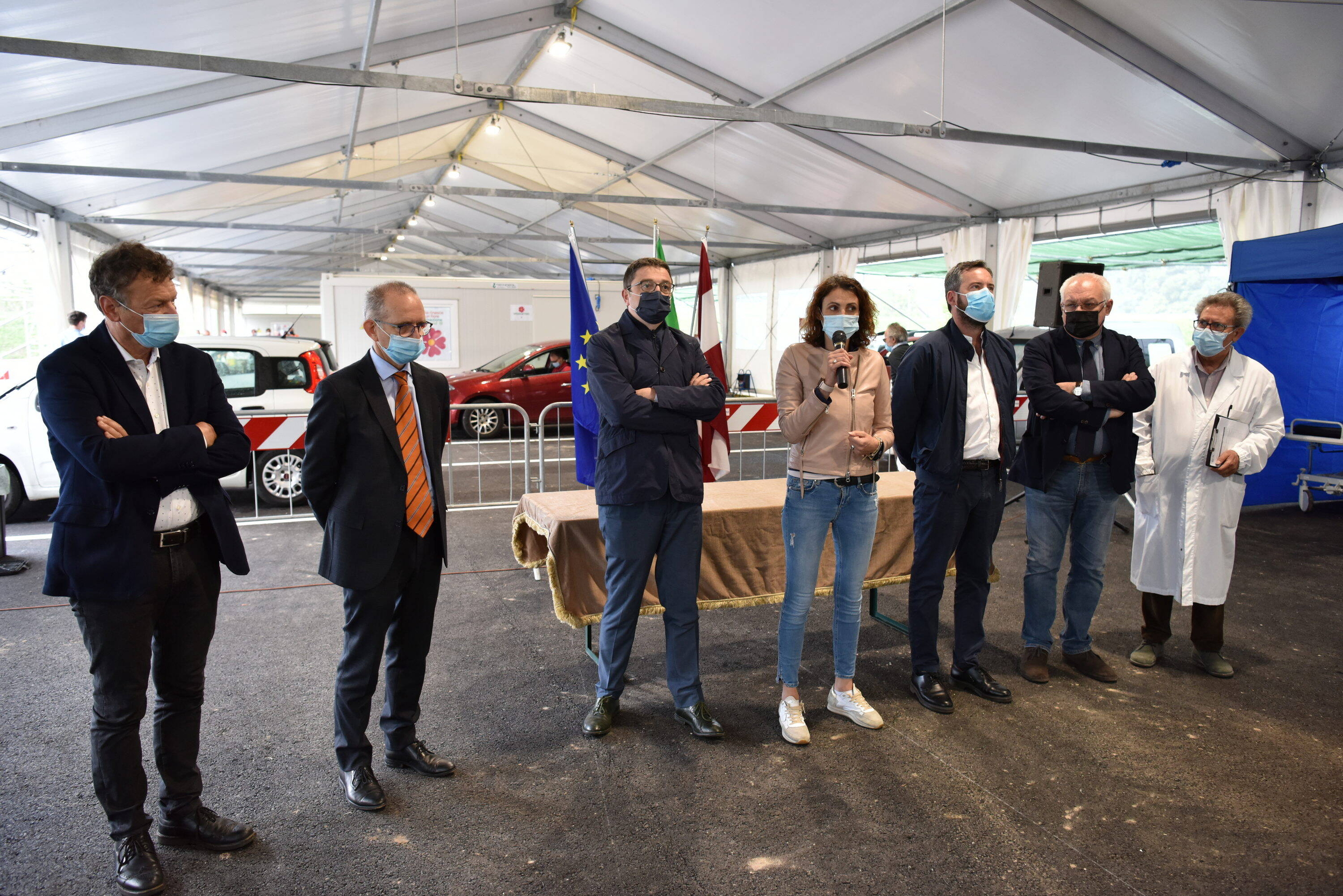 Immagine: Inaugurazione drive through Trento sud San Vincenzo