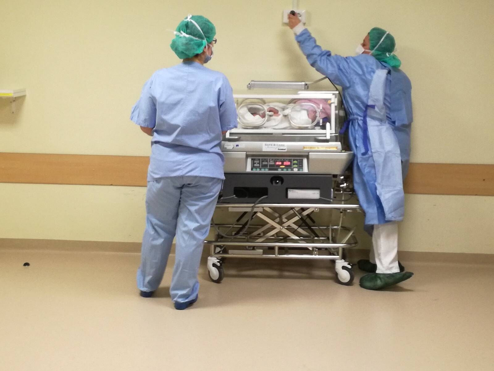 Immagine: medici pediatri ospedalieri
