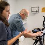 Immagine: Vavassori e Avesani nel Laboratorio anatomia patologica ©UniTrento